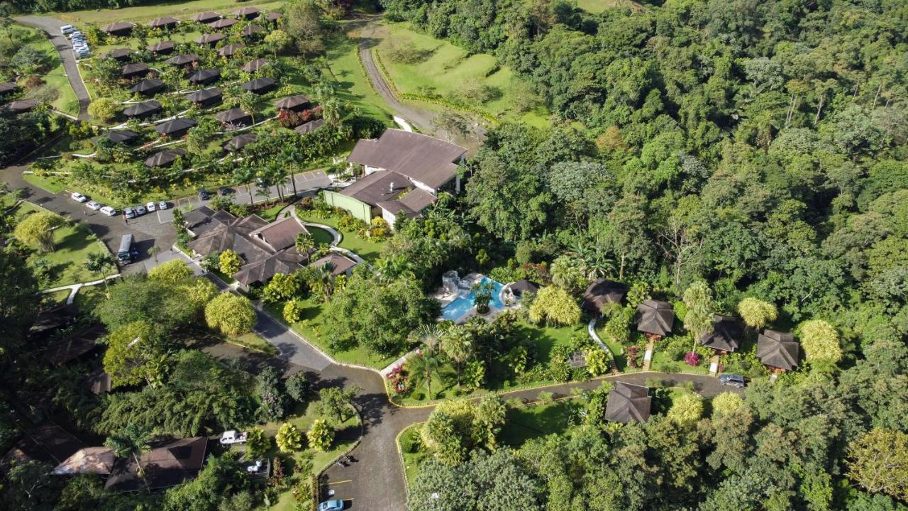 Hotel Lomas Del Volcan La Fortuna Exterior photo