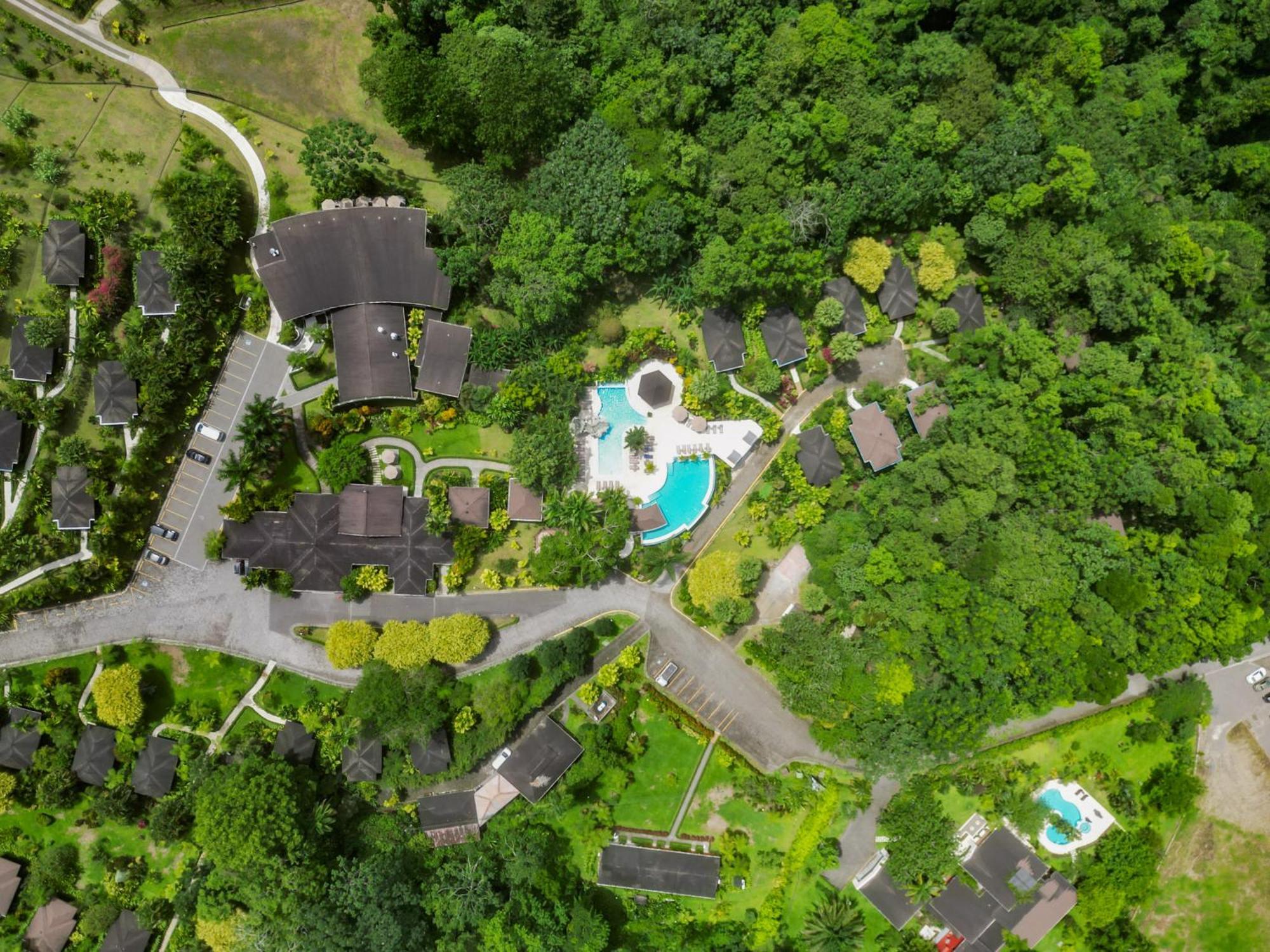 Hotel Lomas Del Volcan La Fortuna Exterior photo